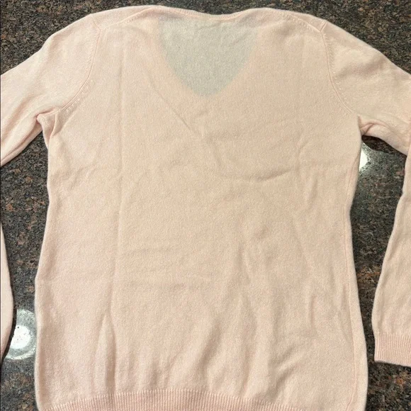 Charter Club Luxury 100% Cashmere , Blush V-Neck Sweater - Picture 6 of 6